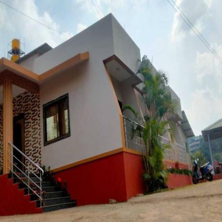Maple Villa Mahābaleshwar Extérieur photo